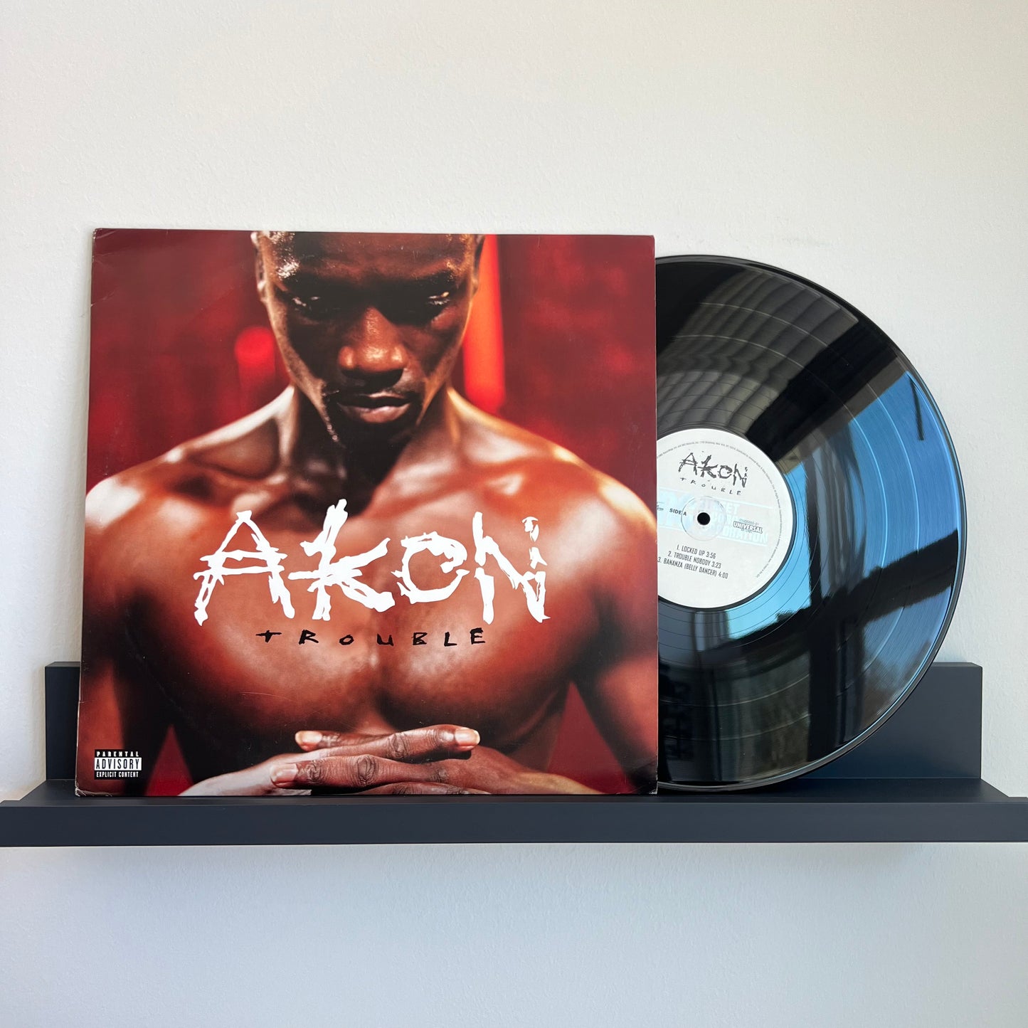 Akon - Trouble