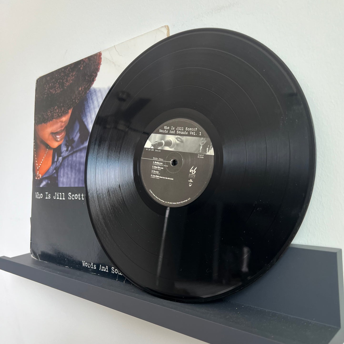 Jill Scott - Who Is Jill Scott? Words And Sounds Vol. 1