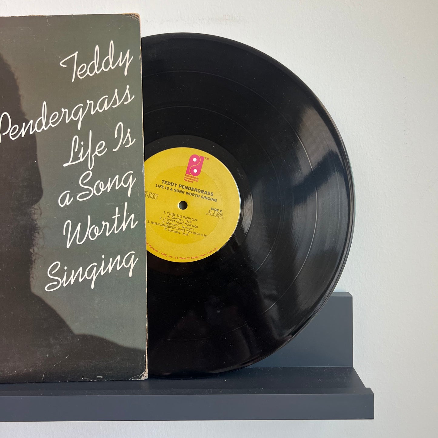 Teddy Pendergrass - Life Is A Song Worth Singing