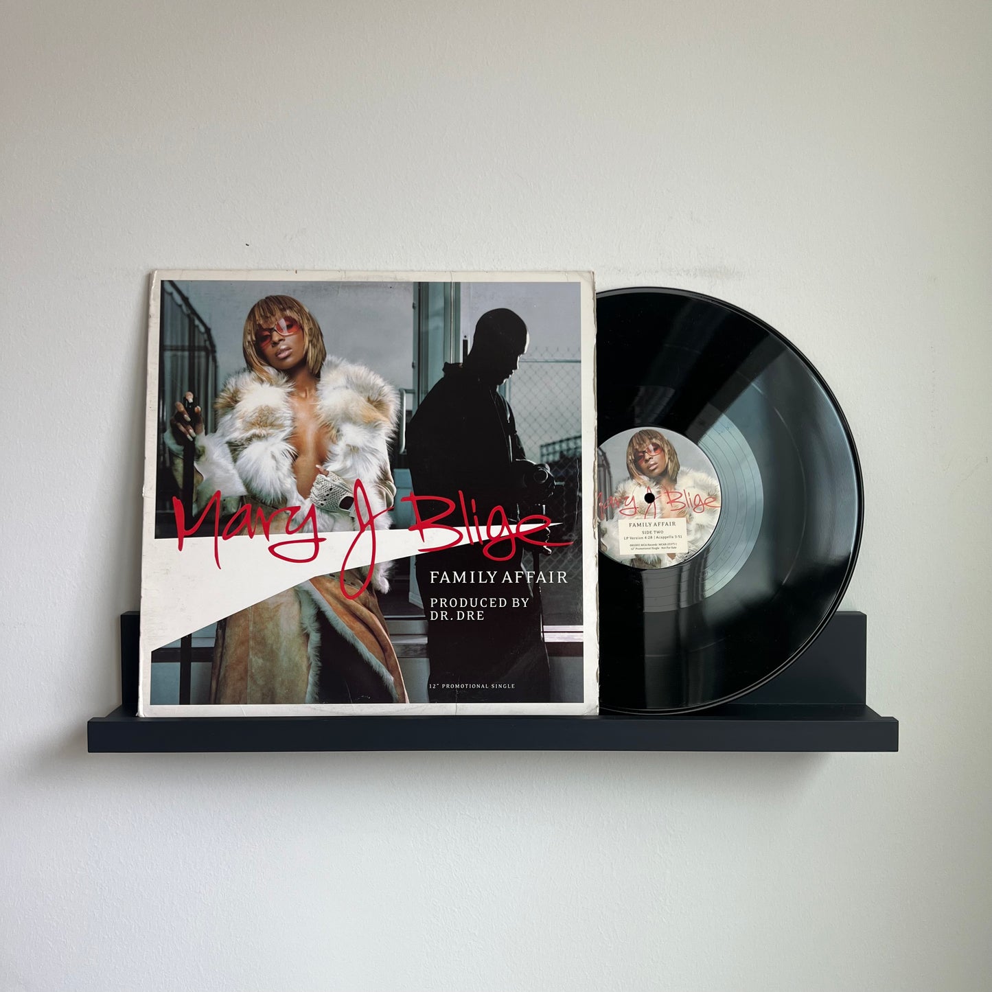 Mary J Blige - Family Affair (Single)