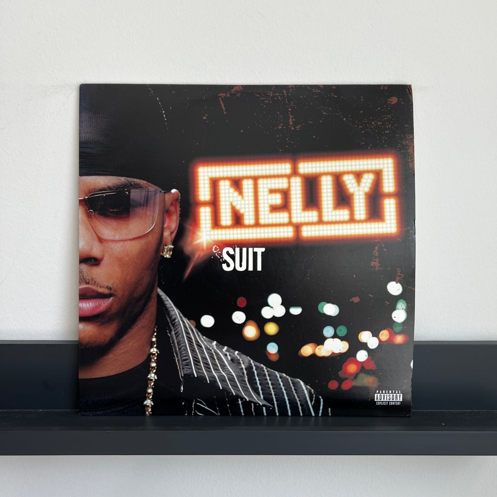 Nelly - Suit