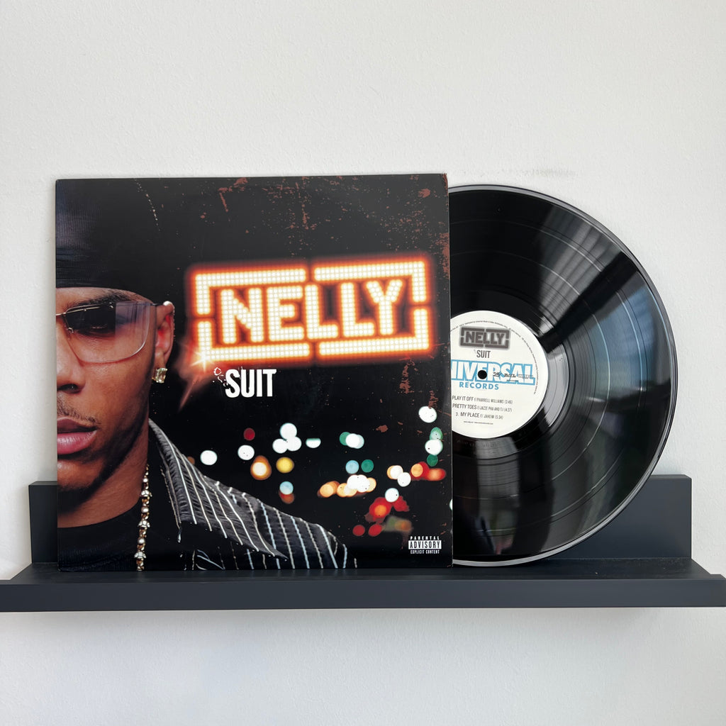 Nelly - Suit