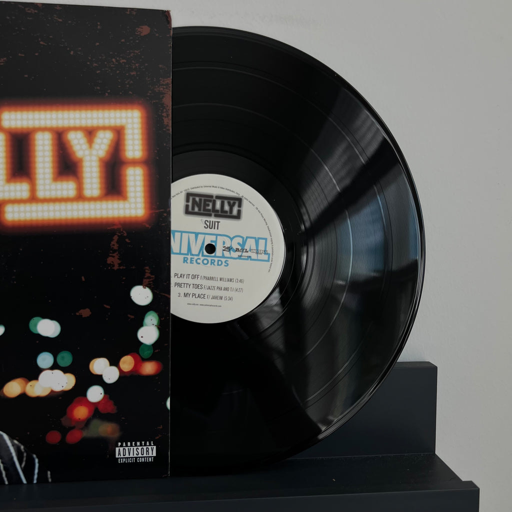 Nelly - Suit