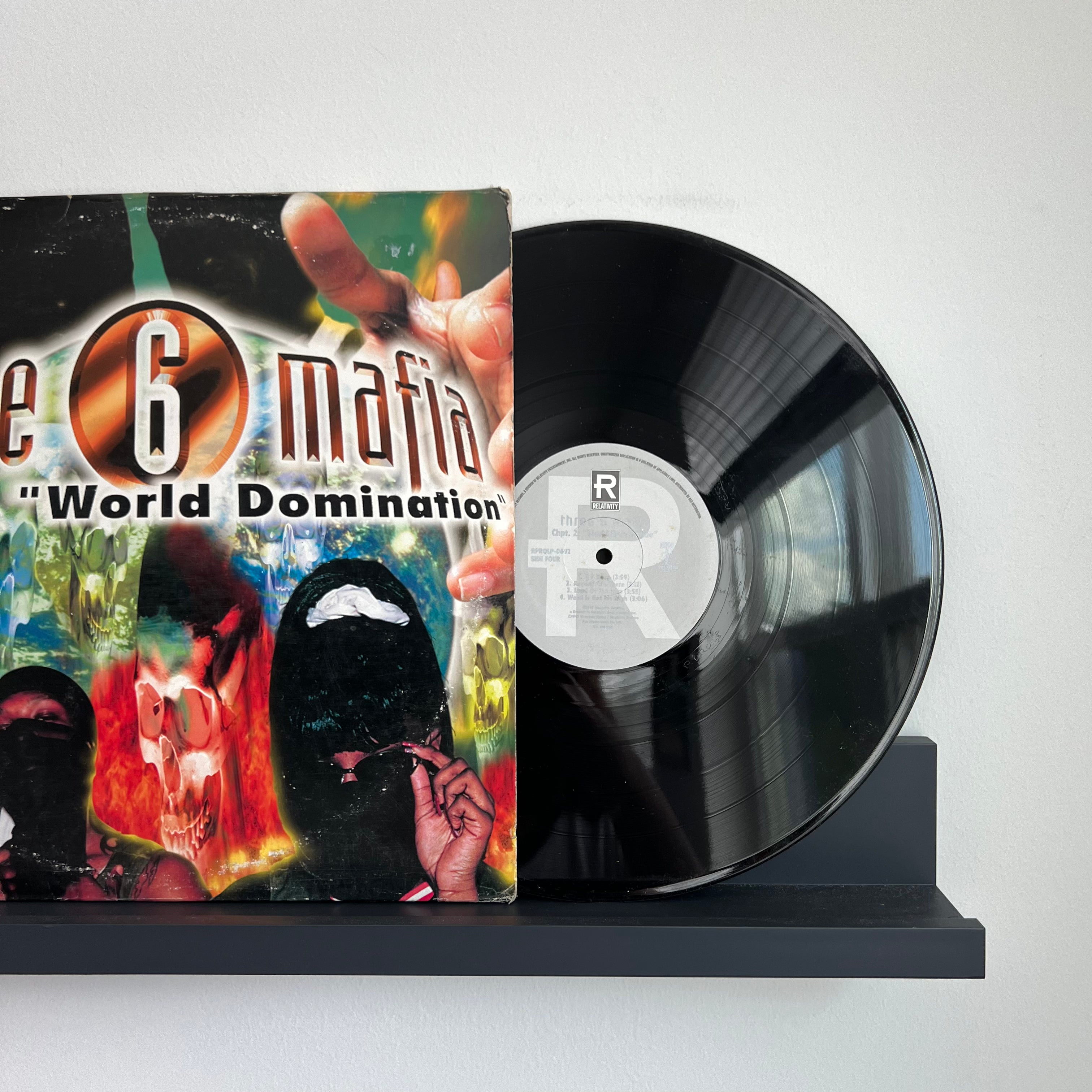 Three 6 Mafia - Chpt. 2 "World Dominations"