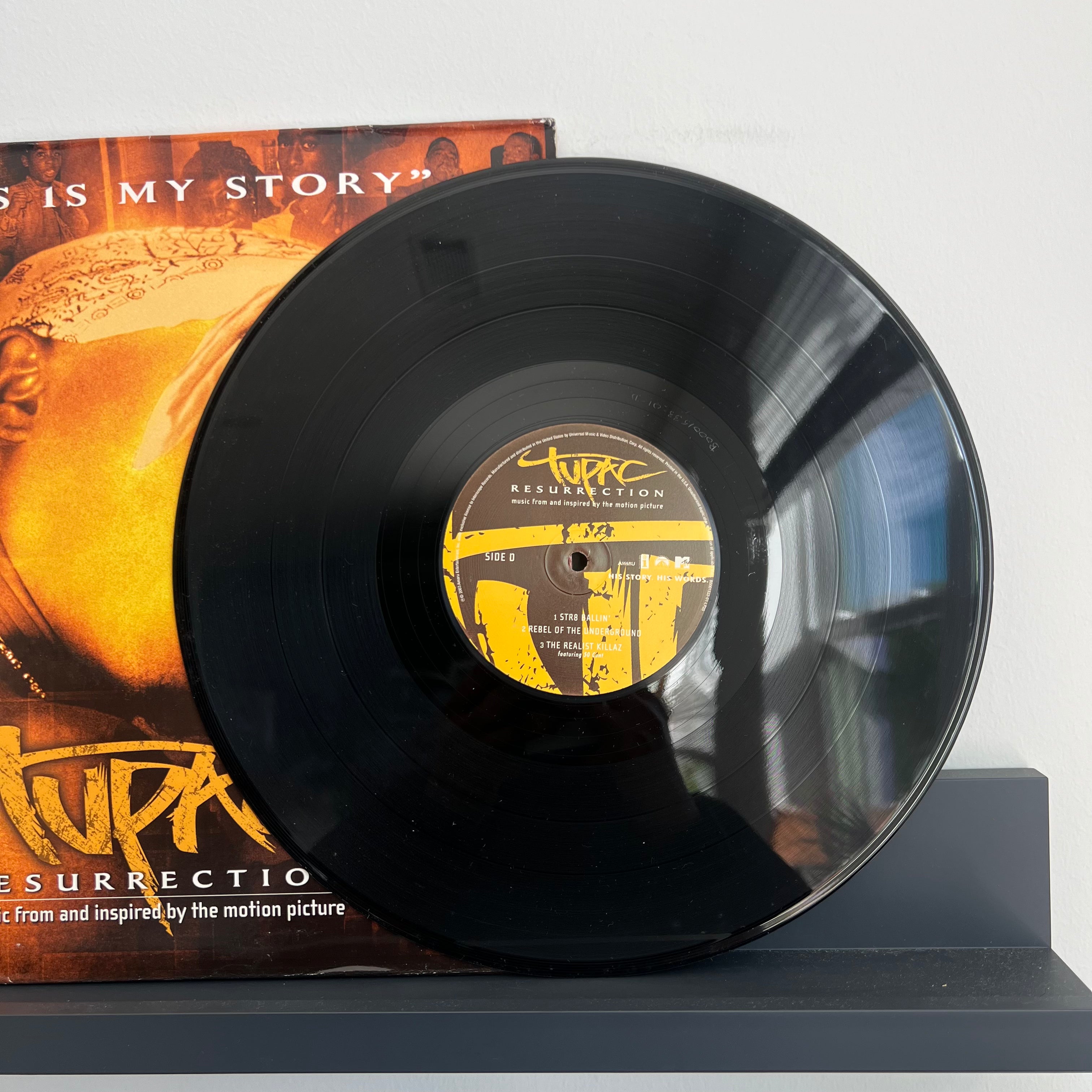 Tupac - Resurrection (Music From And Inspired By The Motion Picture)