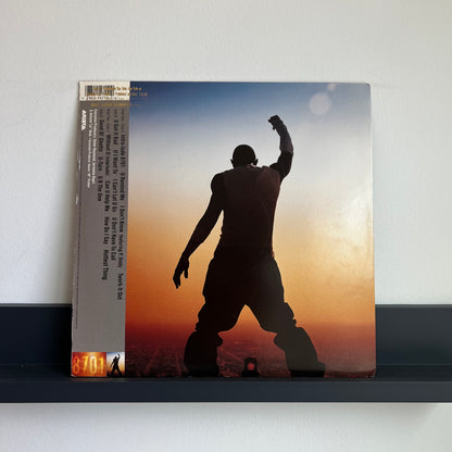 Usher - 8701