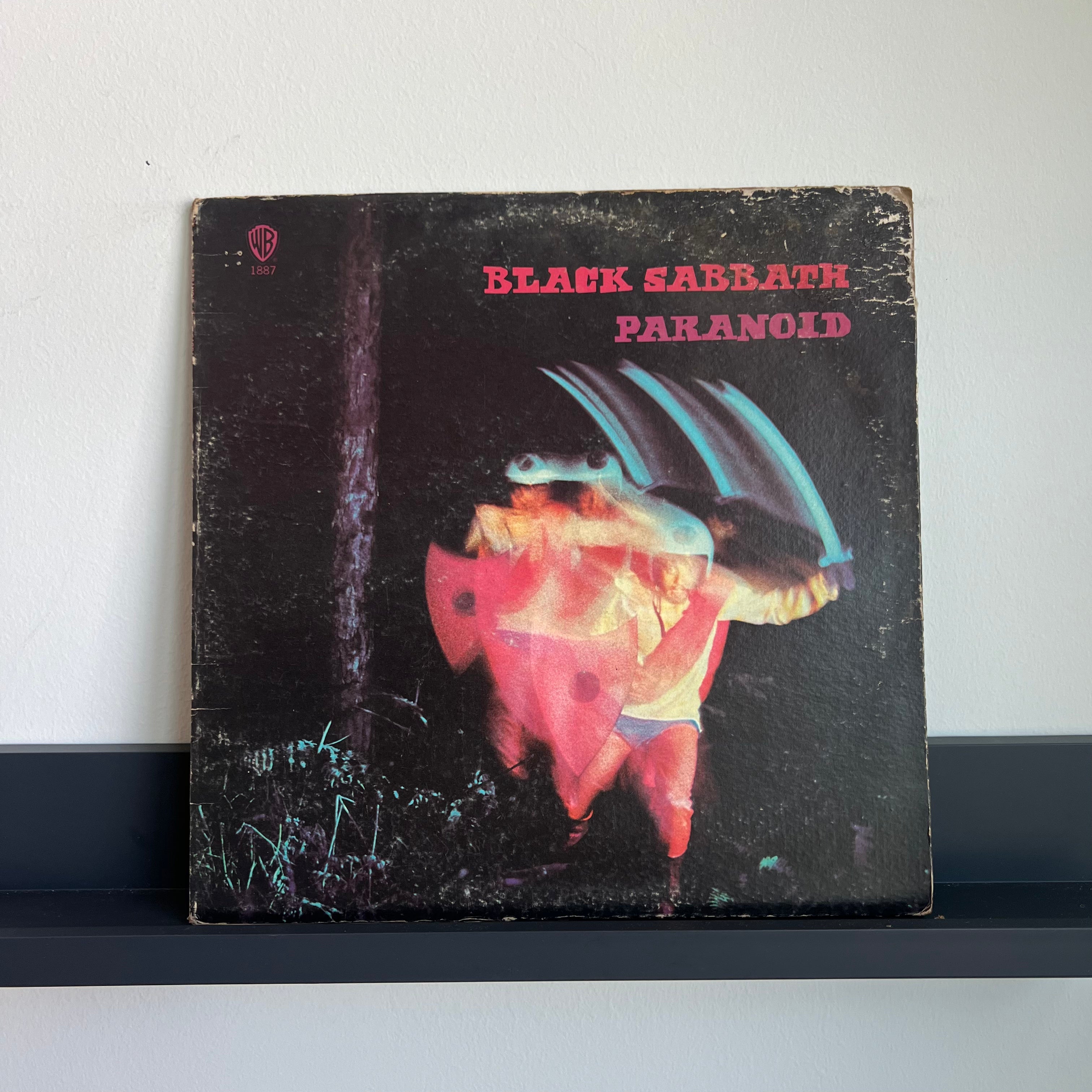 Black Sabbath - Paranoid